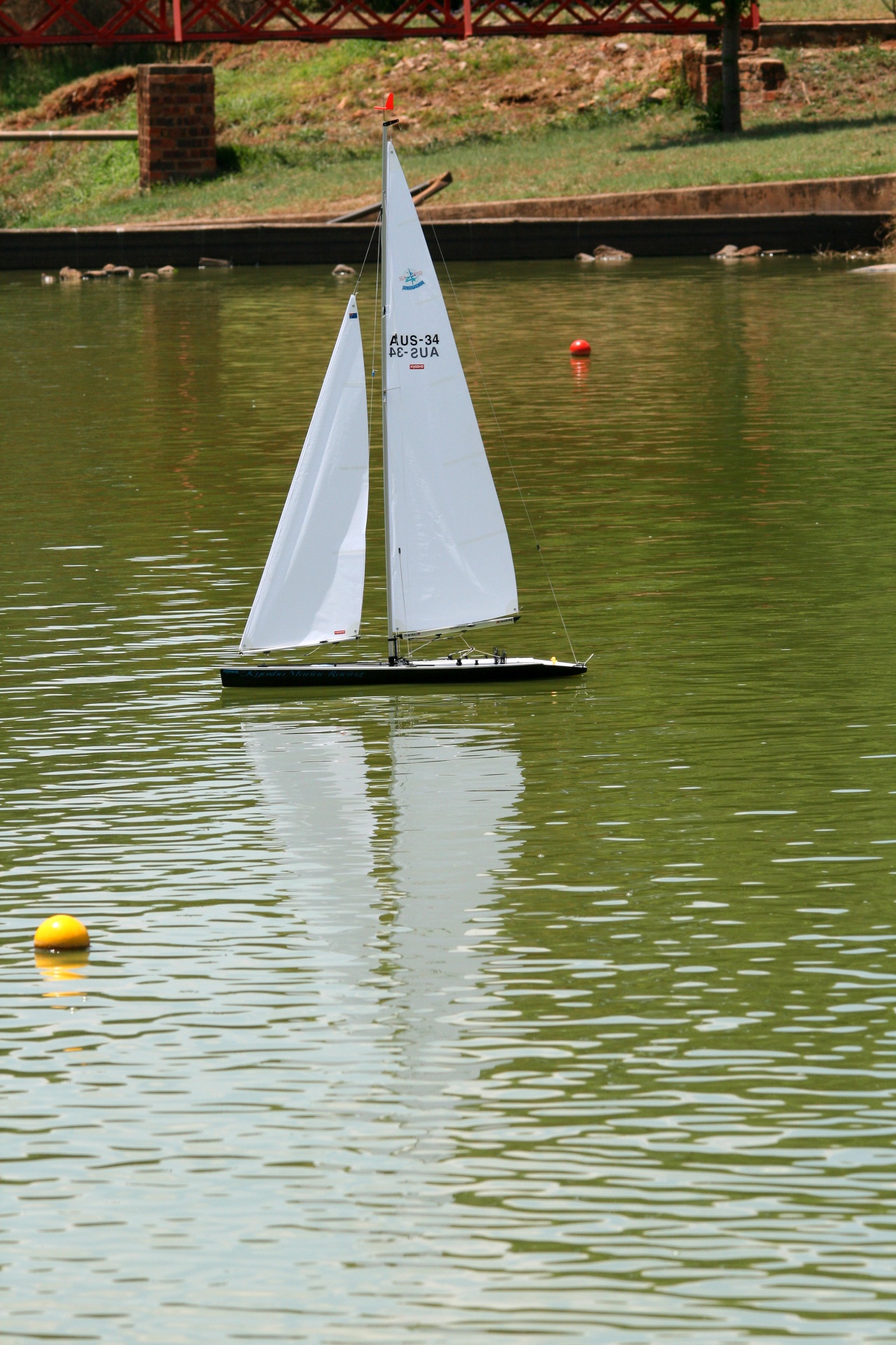 boat model pond free photo