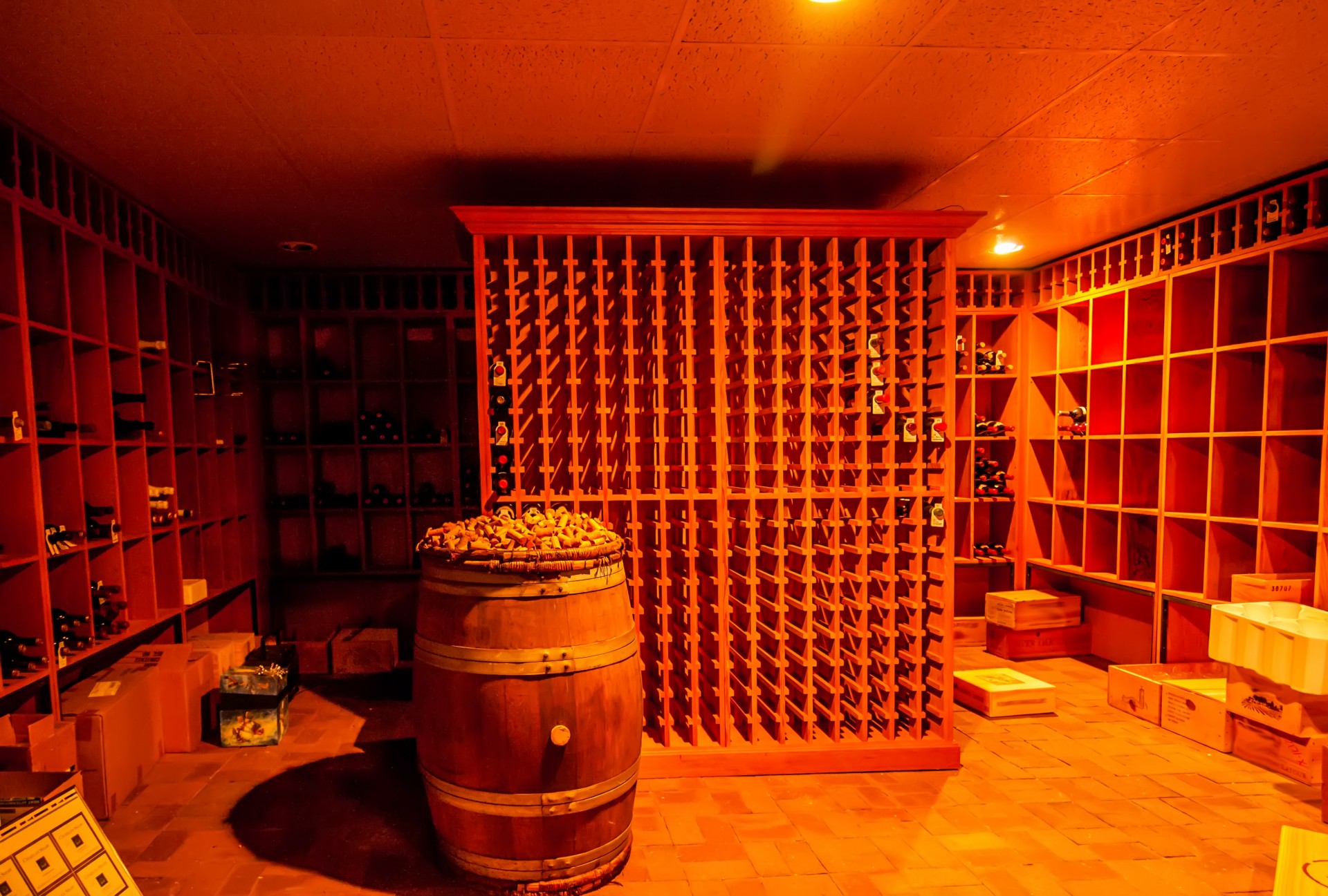 alcohol barrel basement free photo