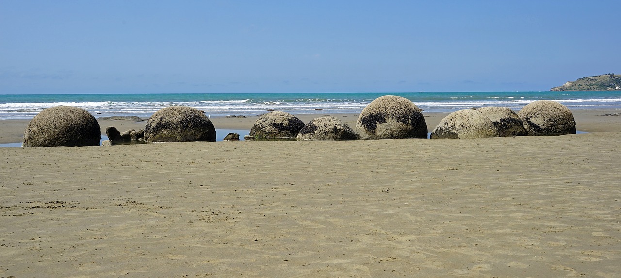 moeraki boulders huge balls beach free photo