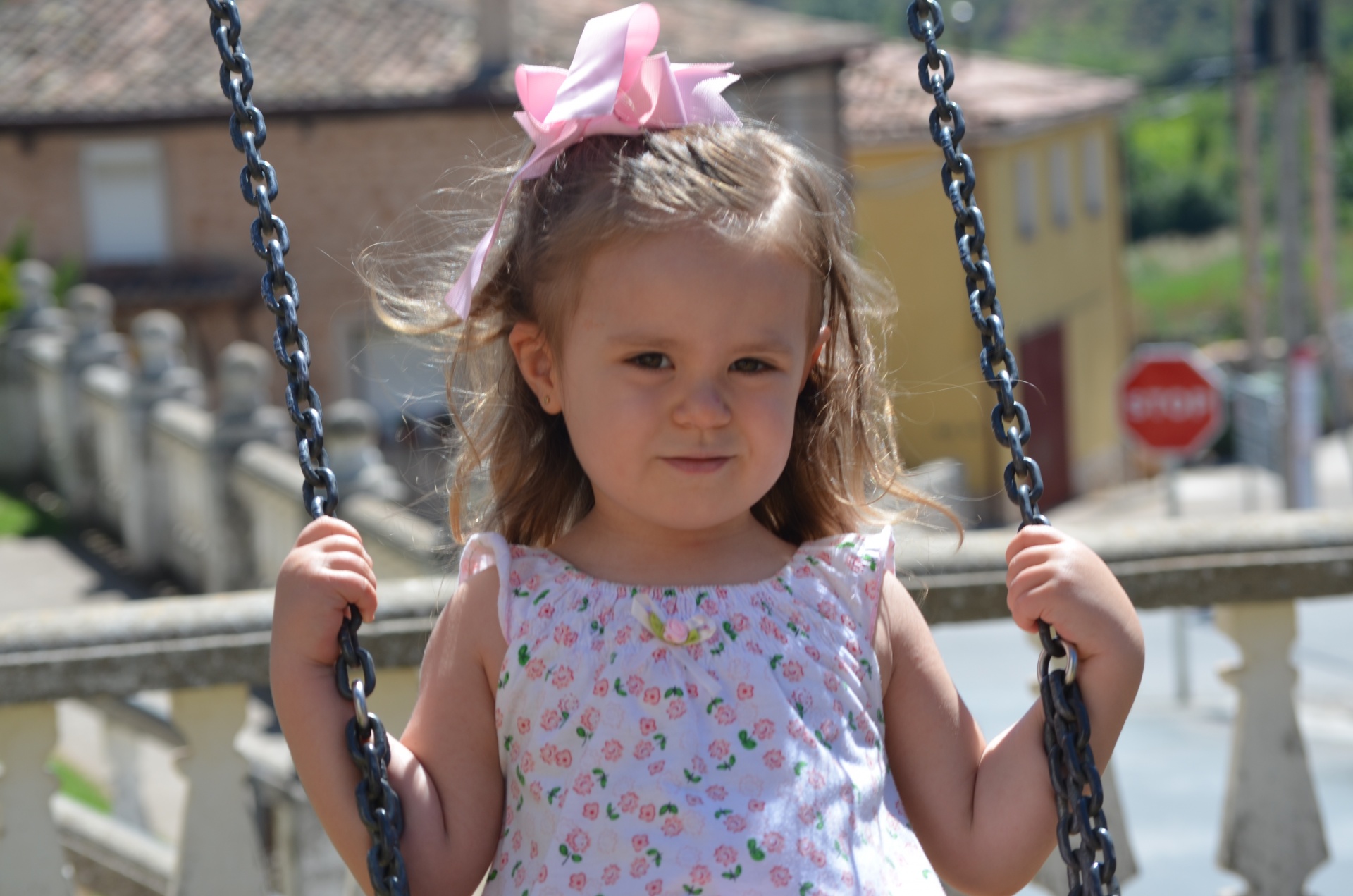 little girl swing free photo