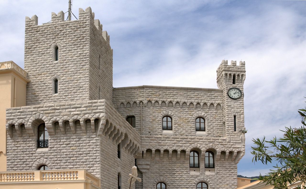 monaco prince castle gebeute free photo