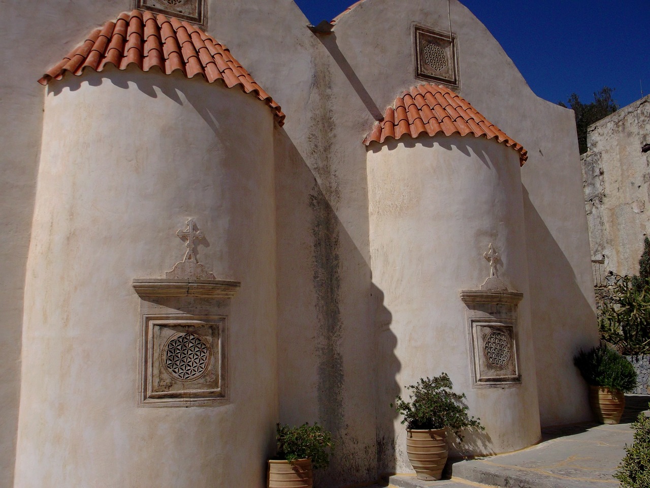 monastery church architecture free photo