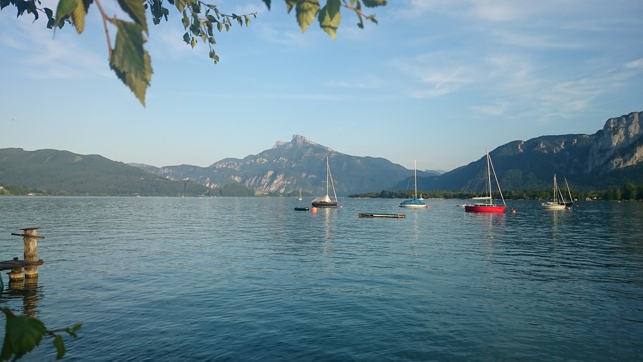 mondsee  lake  austria free photo