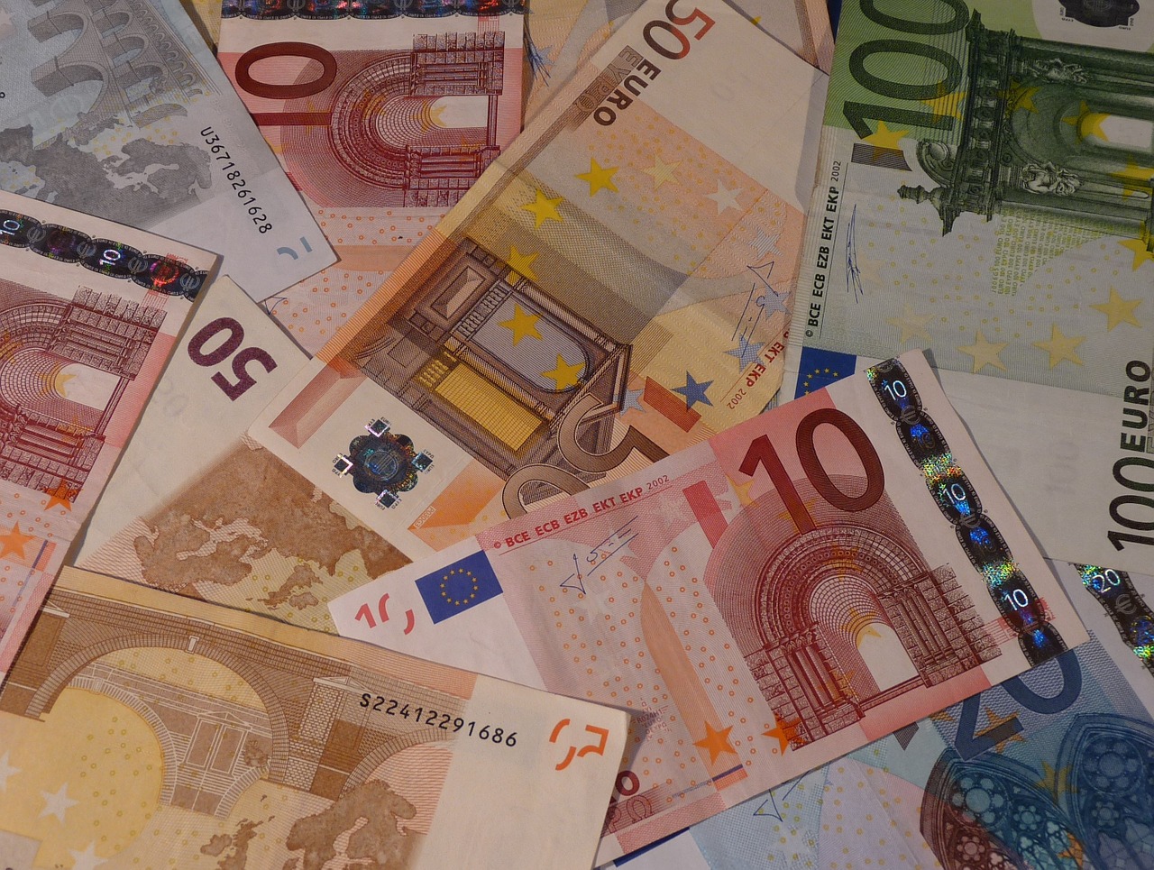 money euro bills free photo