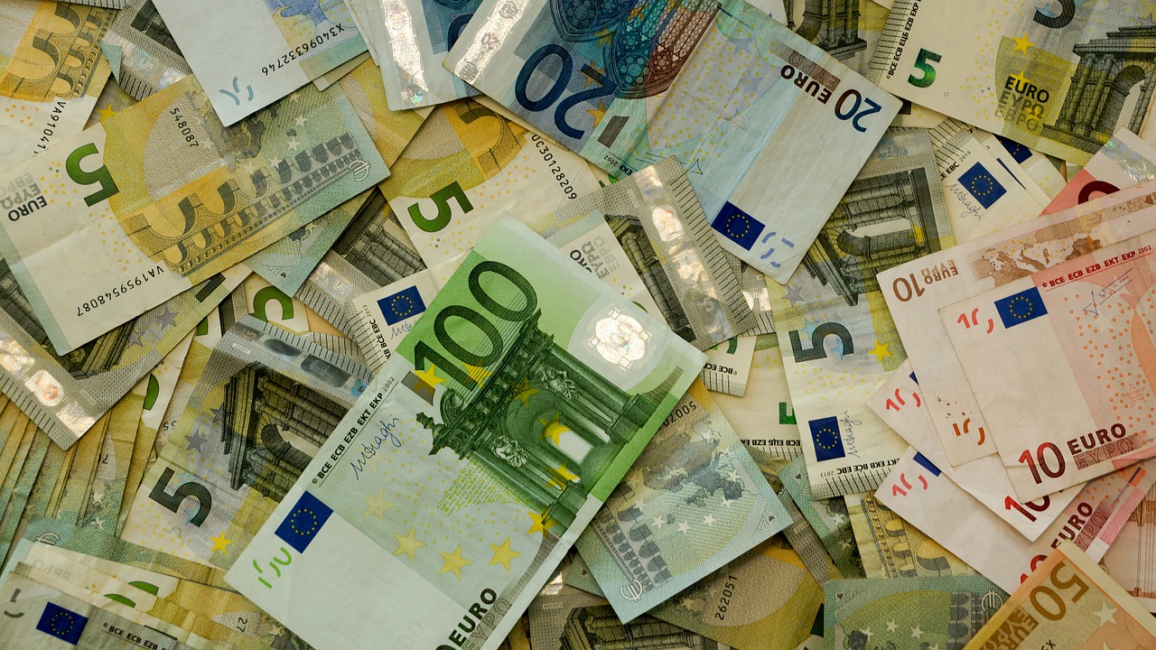 money currency bills free photo