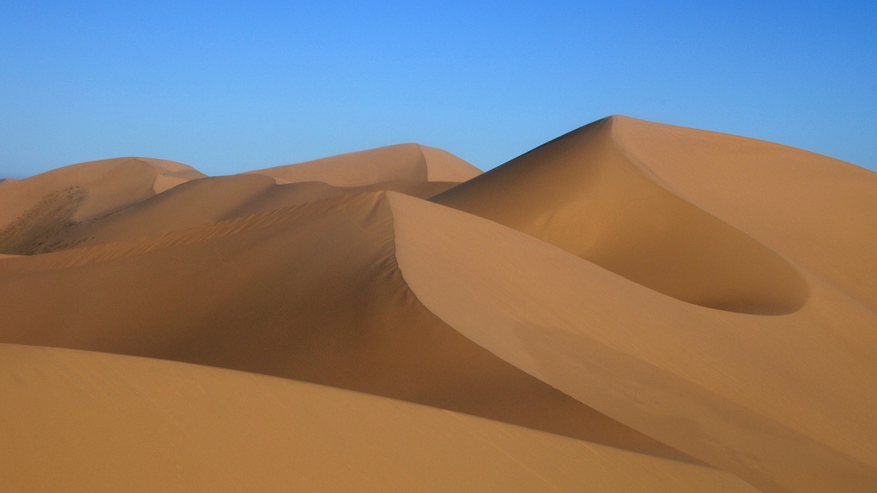 mongolia sand dune desert landscape free photo