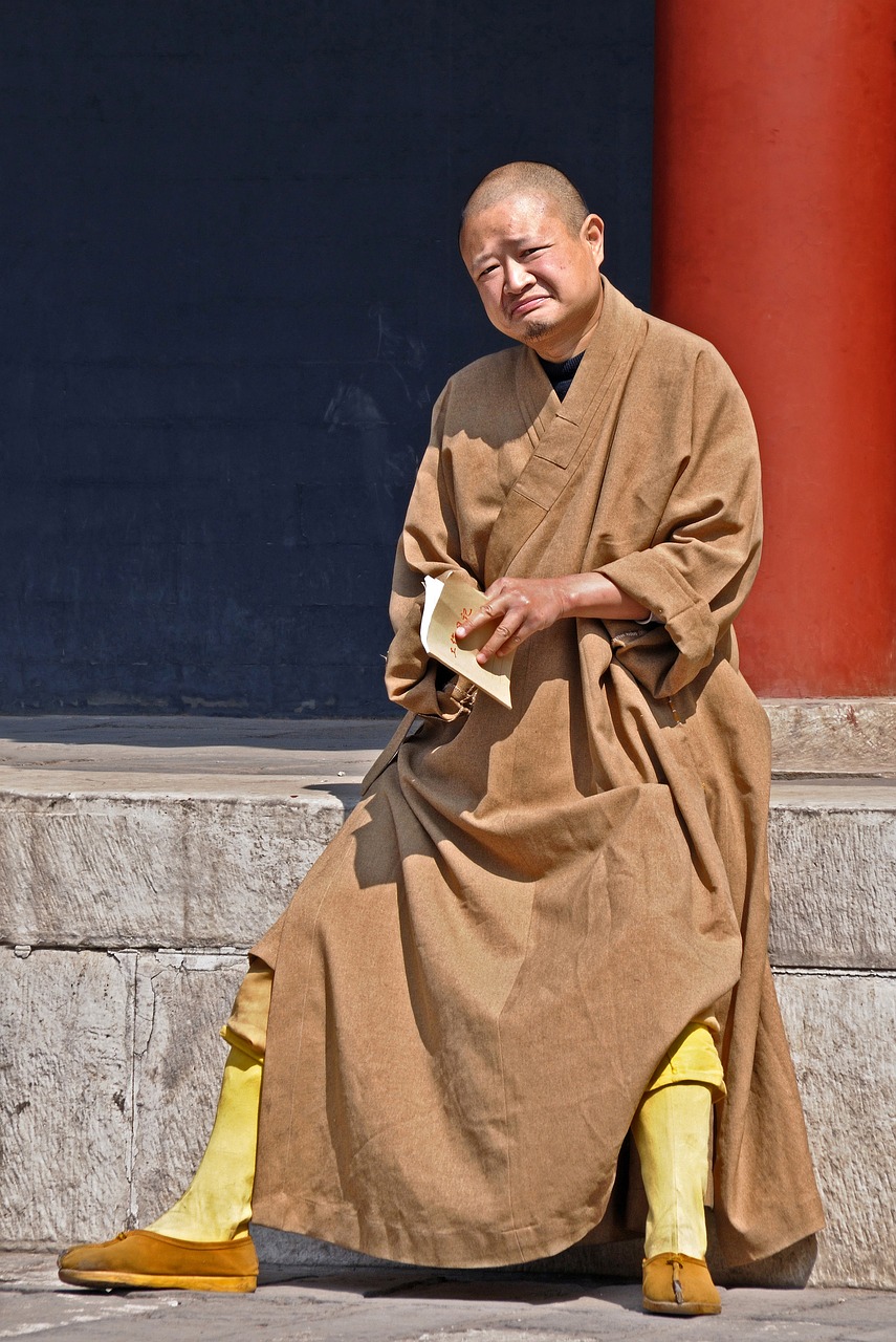 monk china buddhism free photo