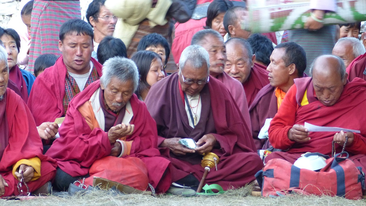 monk religion prayer free photo