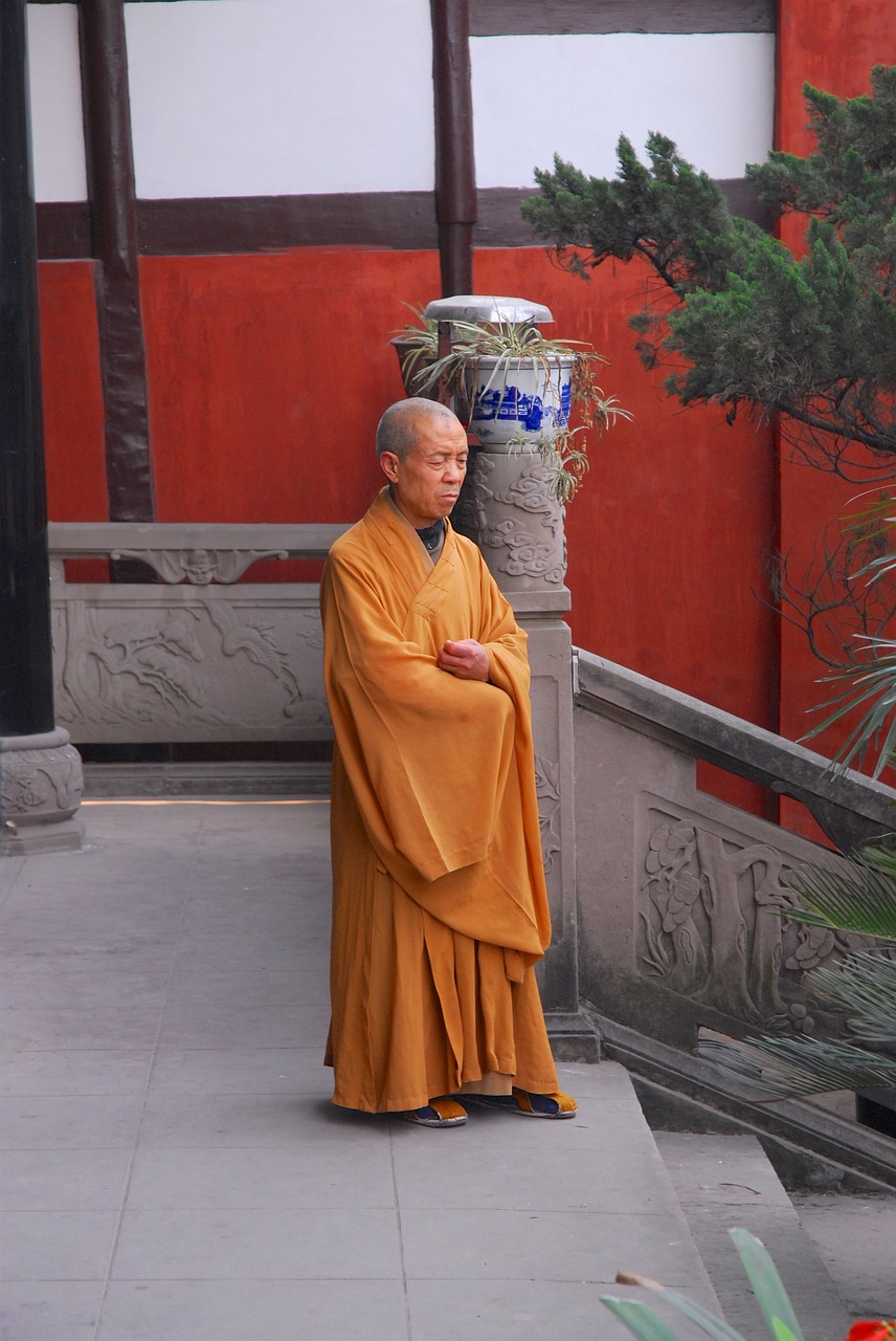 monk  buddist  buddhism free photo