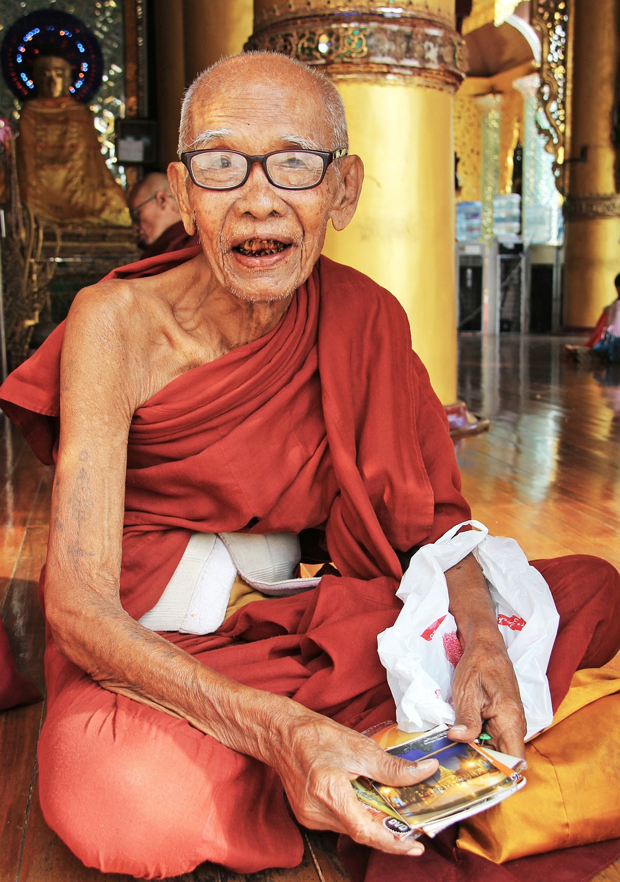 monk buddhist shrine free photo