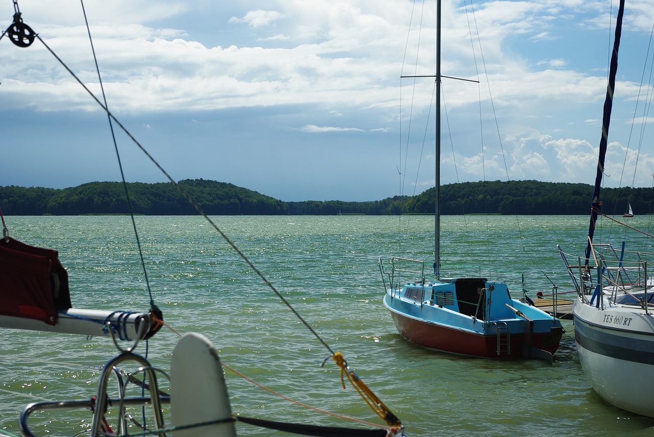 monolithic part of the waters  boat  sea free photo