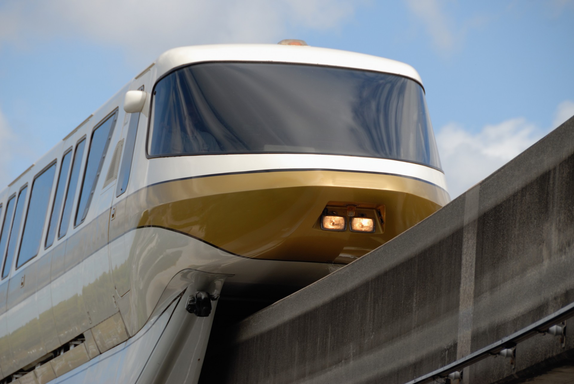 monorail train tracks free photo