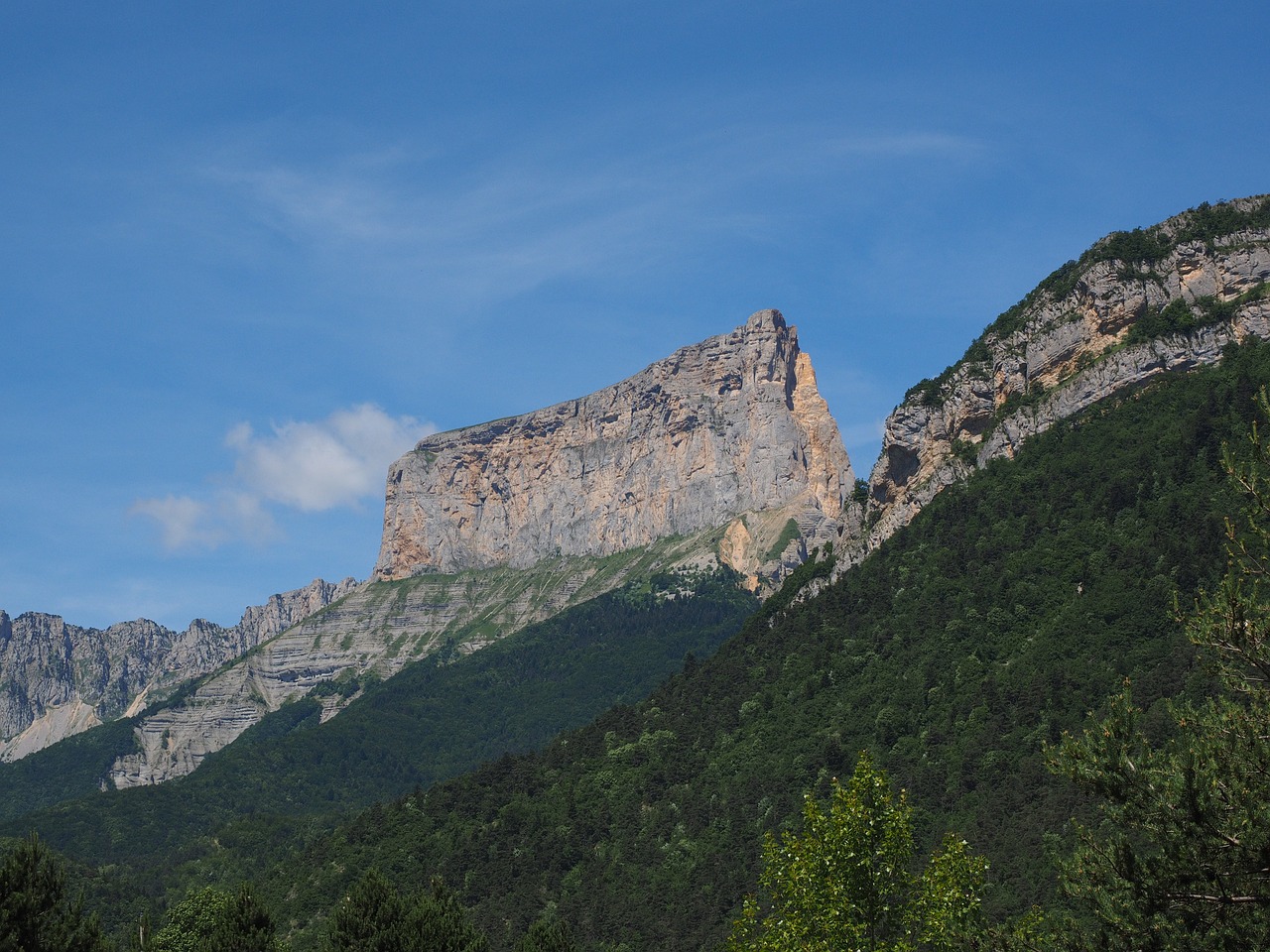 mont aiguille mountain massif free photo