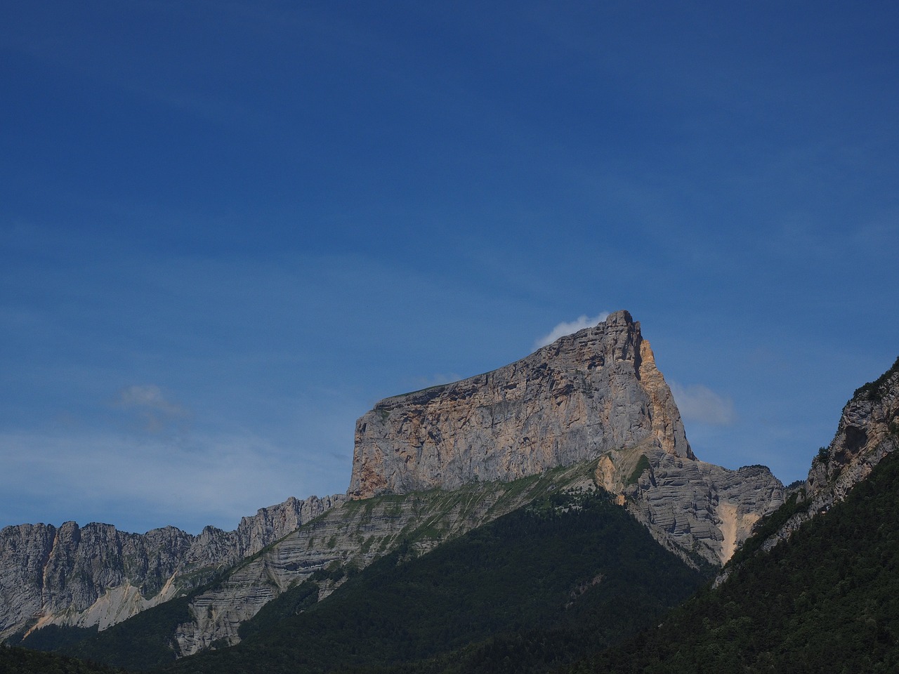 mont aiguille mountain massif free photo