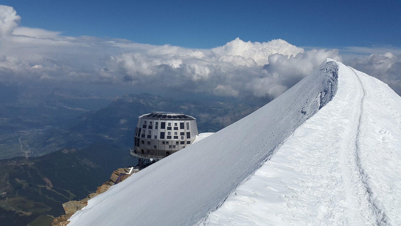 mont blanc goûter hut refuge du goûter free photo