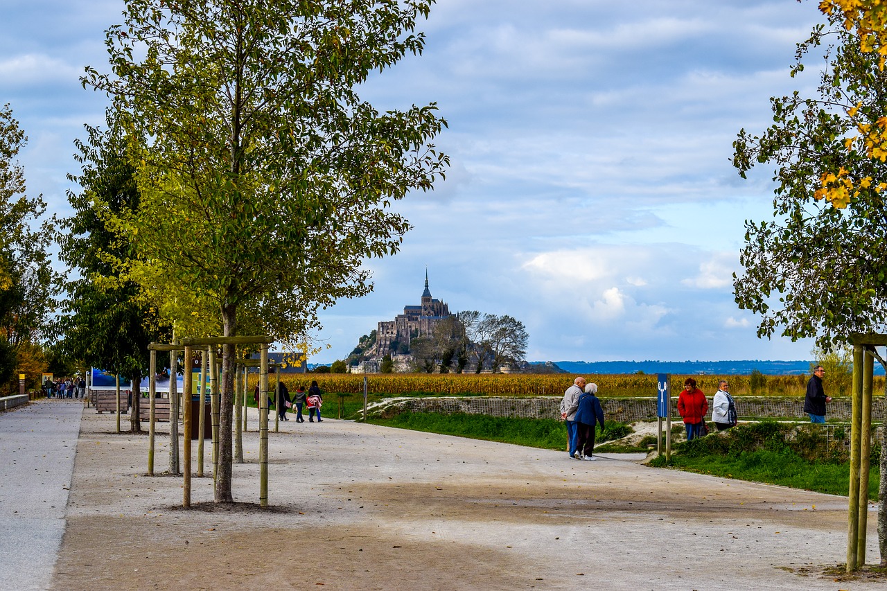 mont saint michel saint michel abbey free photo