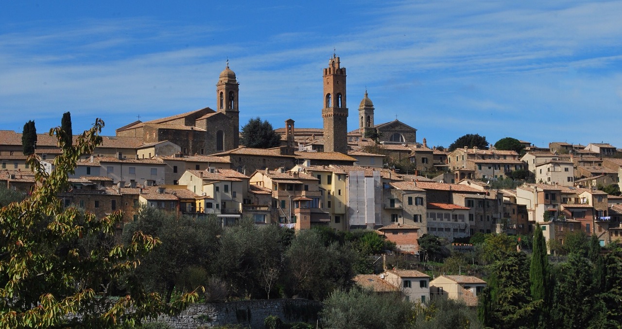 montalcino siena tuscany free photo