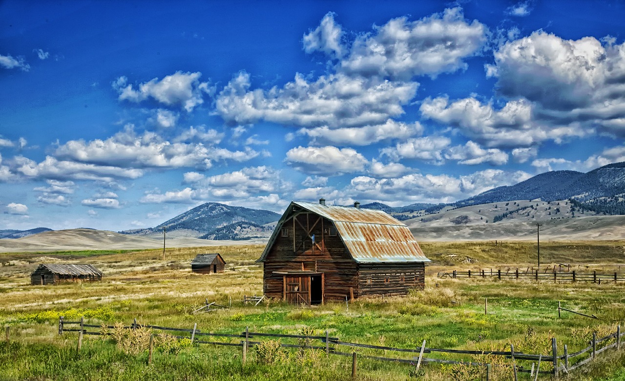 montana barn landscape free photo