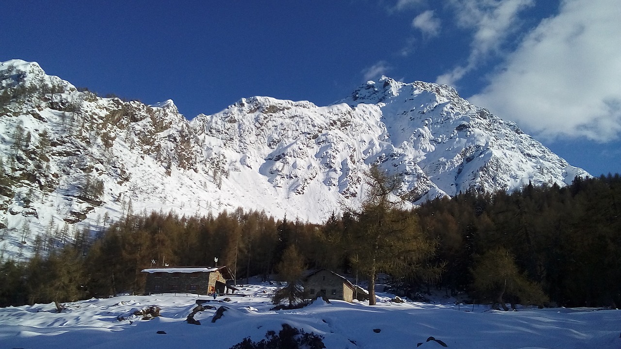 monte legnone colico alpe scoggione free photo