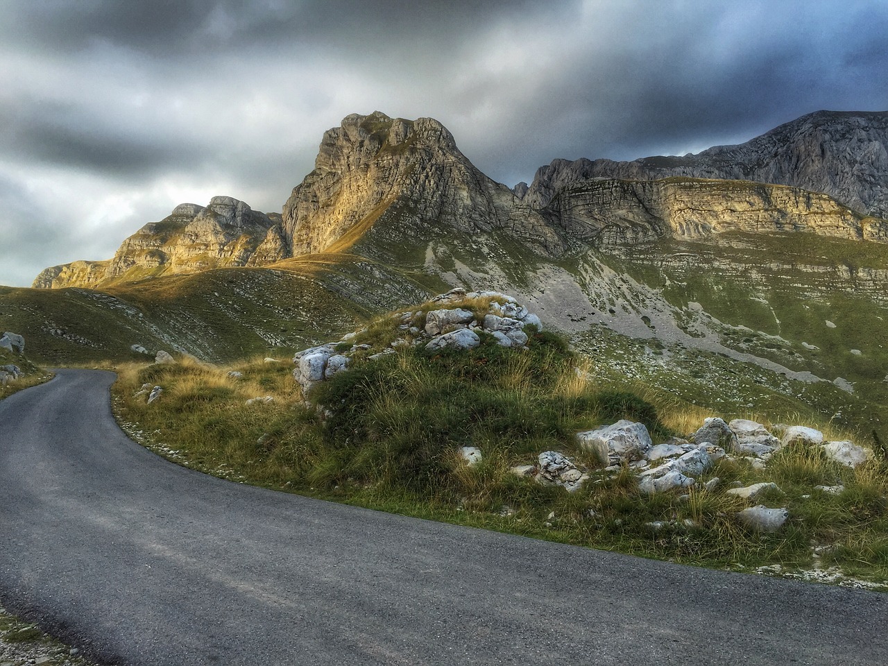 montenegro mountains tour free photo