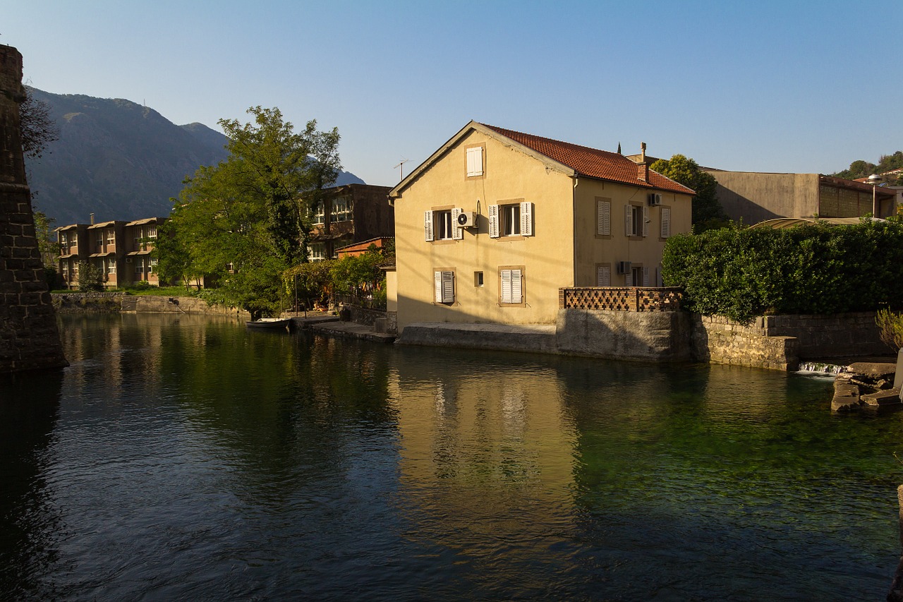 montenegro house channel free photo