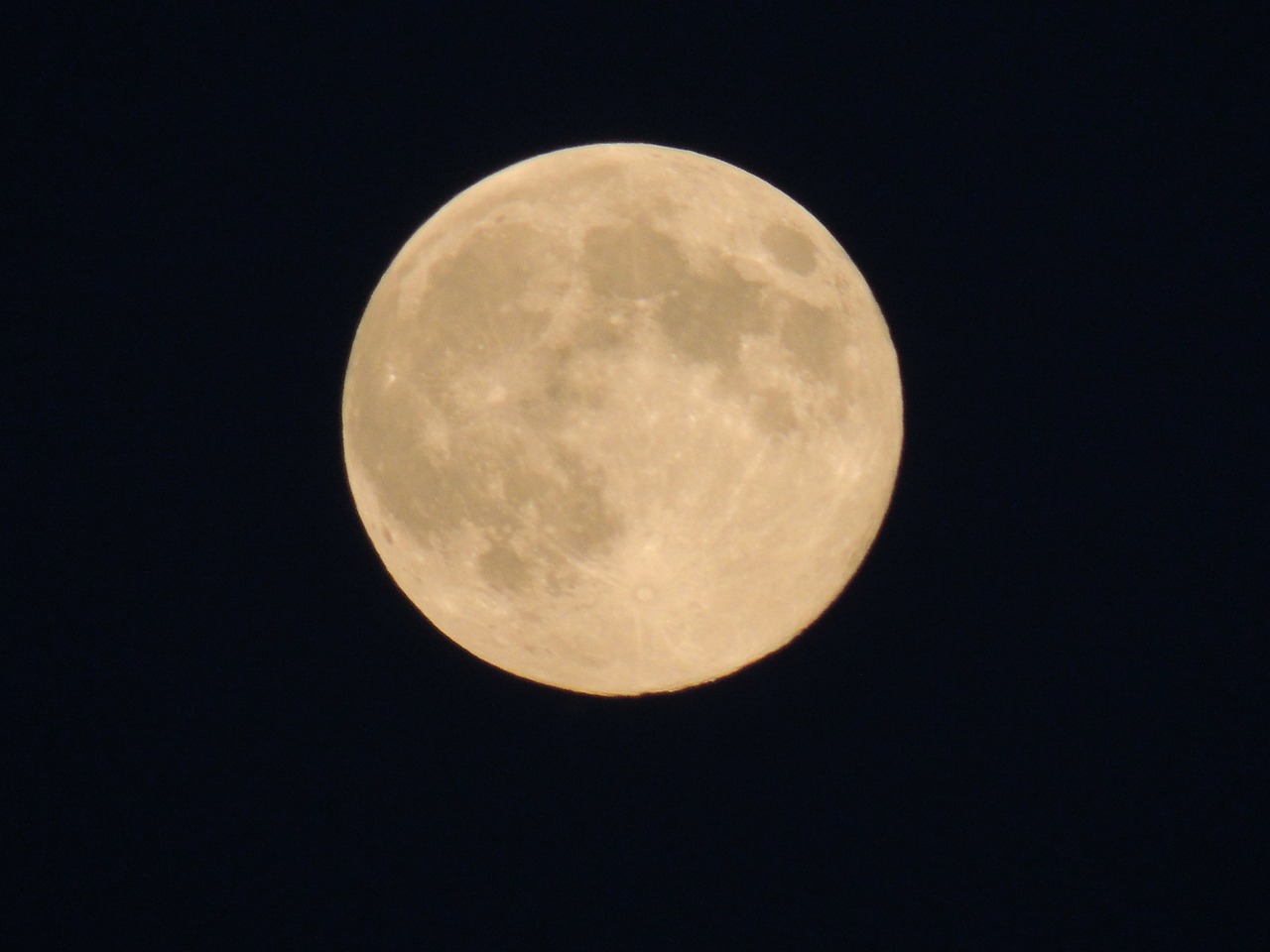 month full moon glow free photo