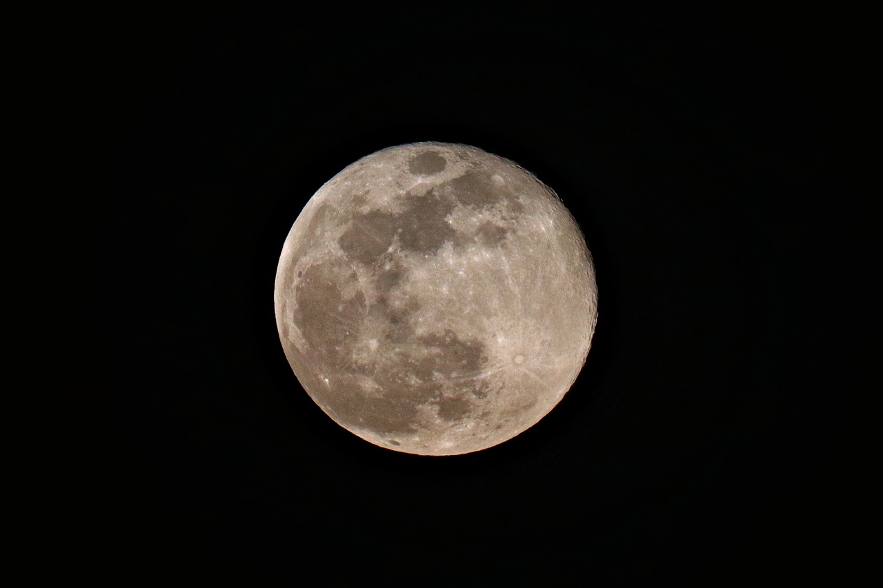 month  full moon  luna free photo