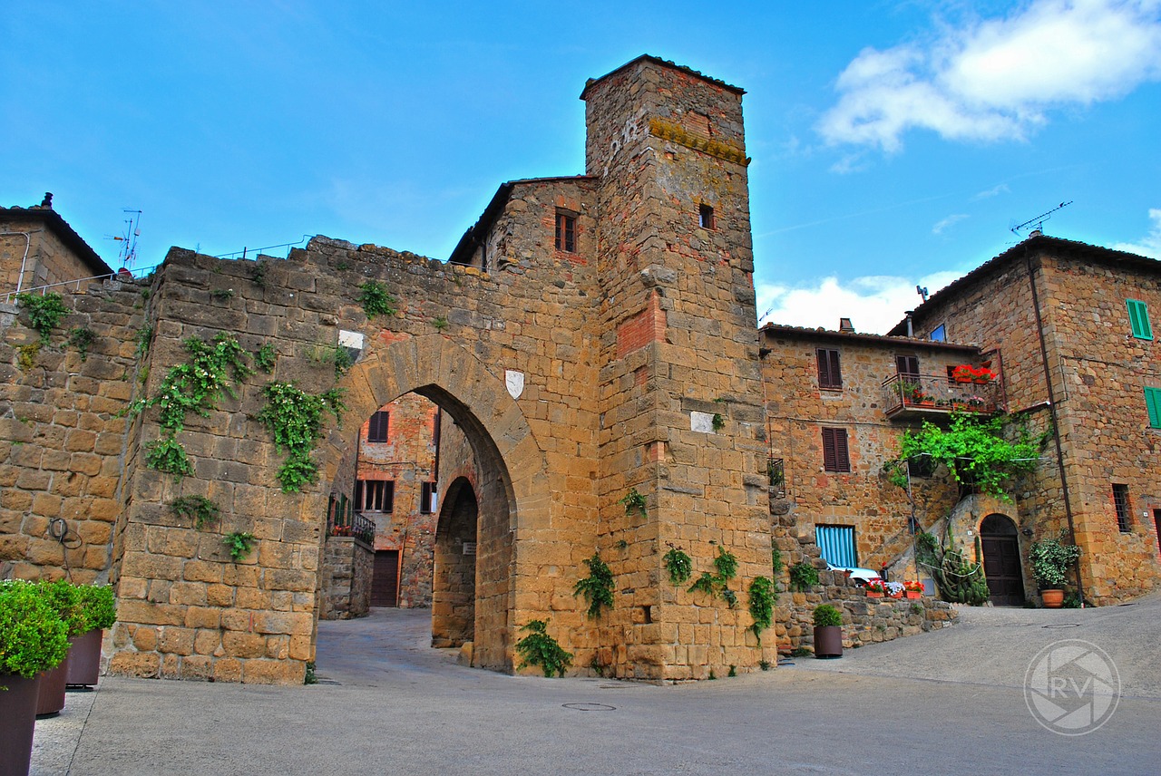 monticchiello of pienza siena tuscany free photo