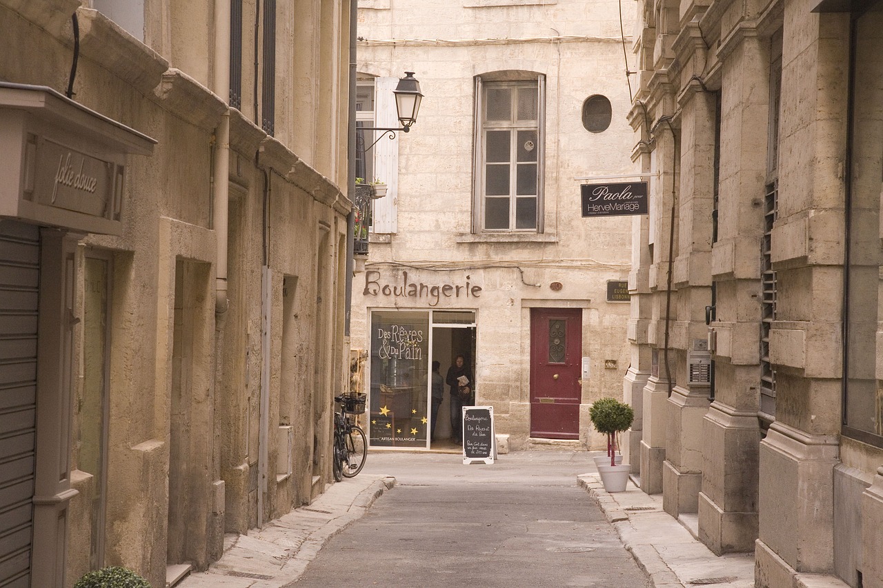 montpellier france street free photo