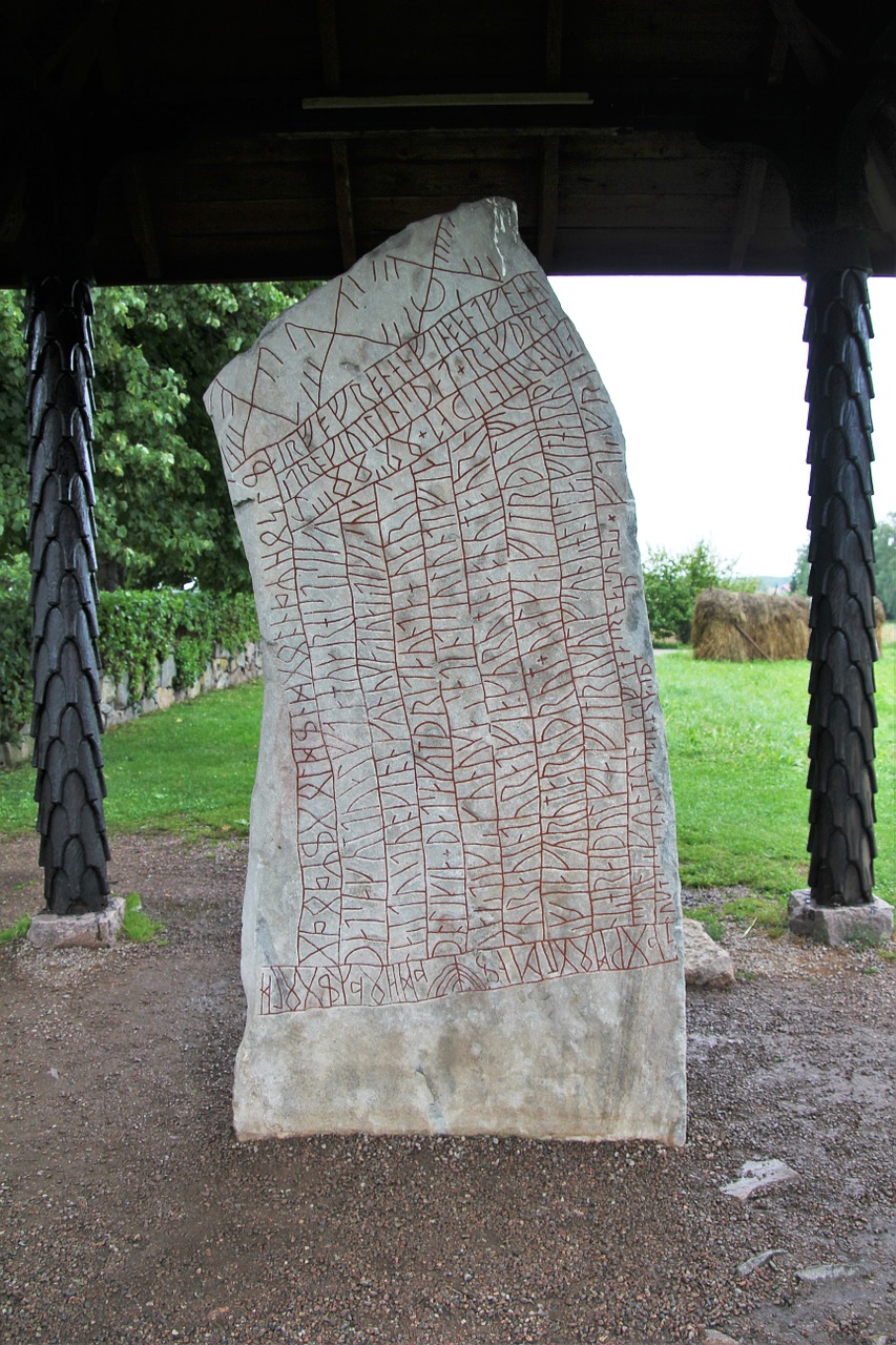 monument sweden rune free photo