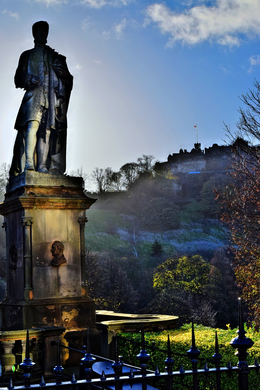 monument scotland edinburgh free photo