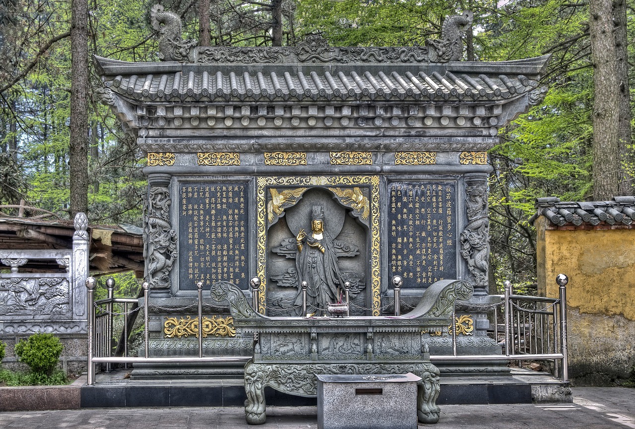 monument buddhism china free photo