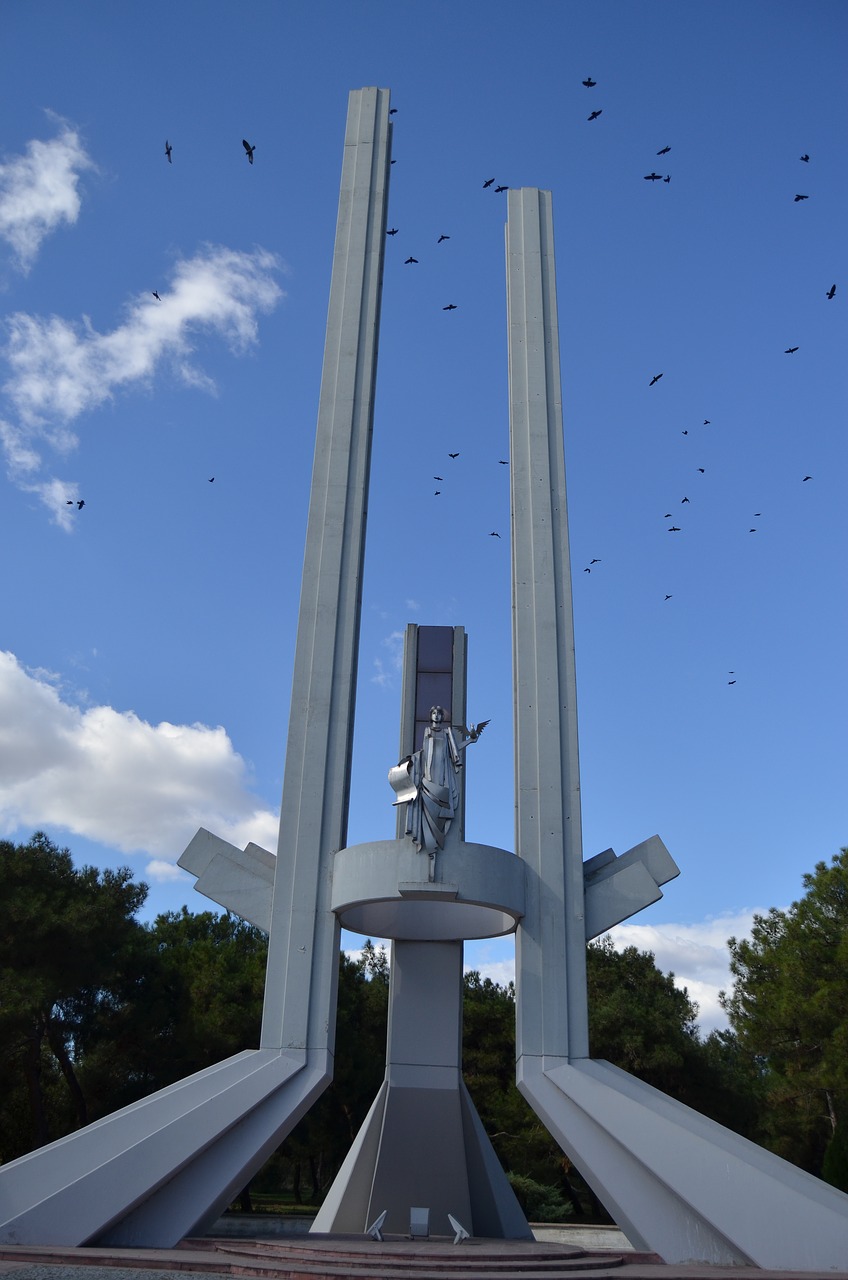 monument birds summer free photo