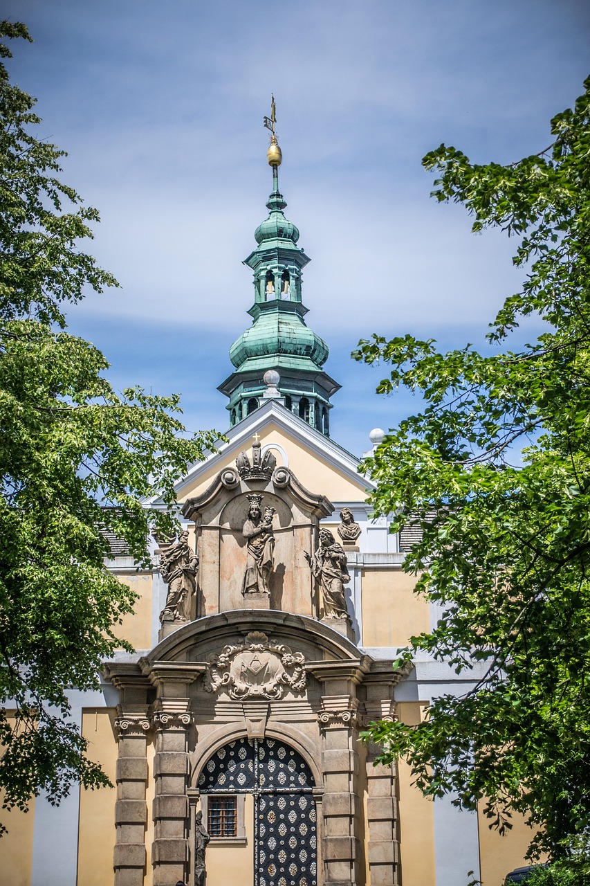 monument  architecture  church free photo