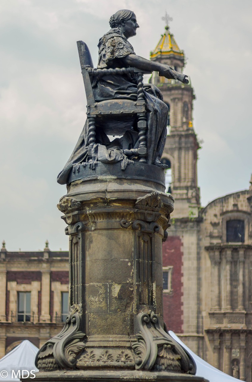 monument  statue  mexico free photo