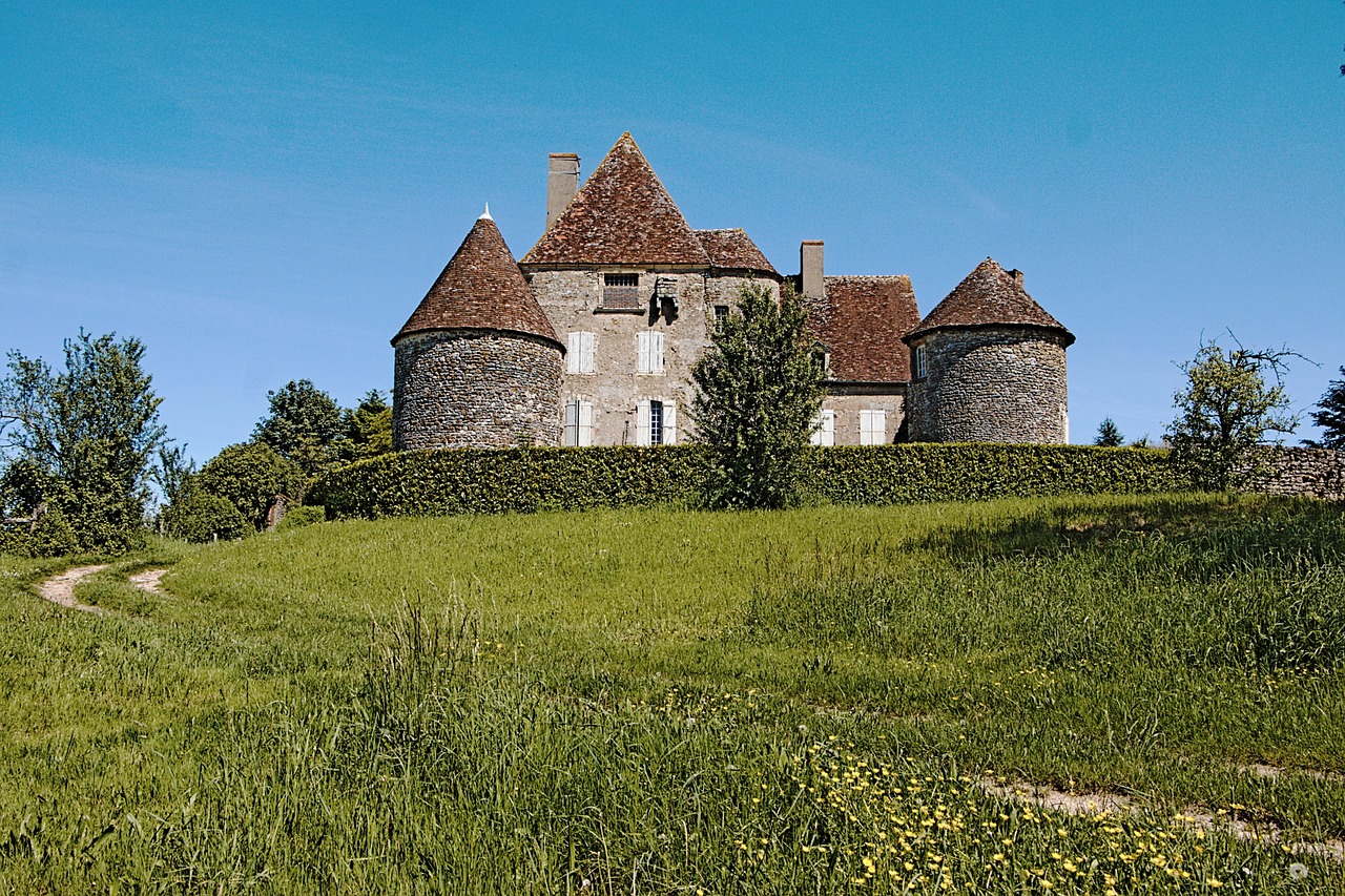 monument architecture castle free photo