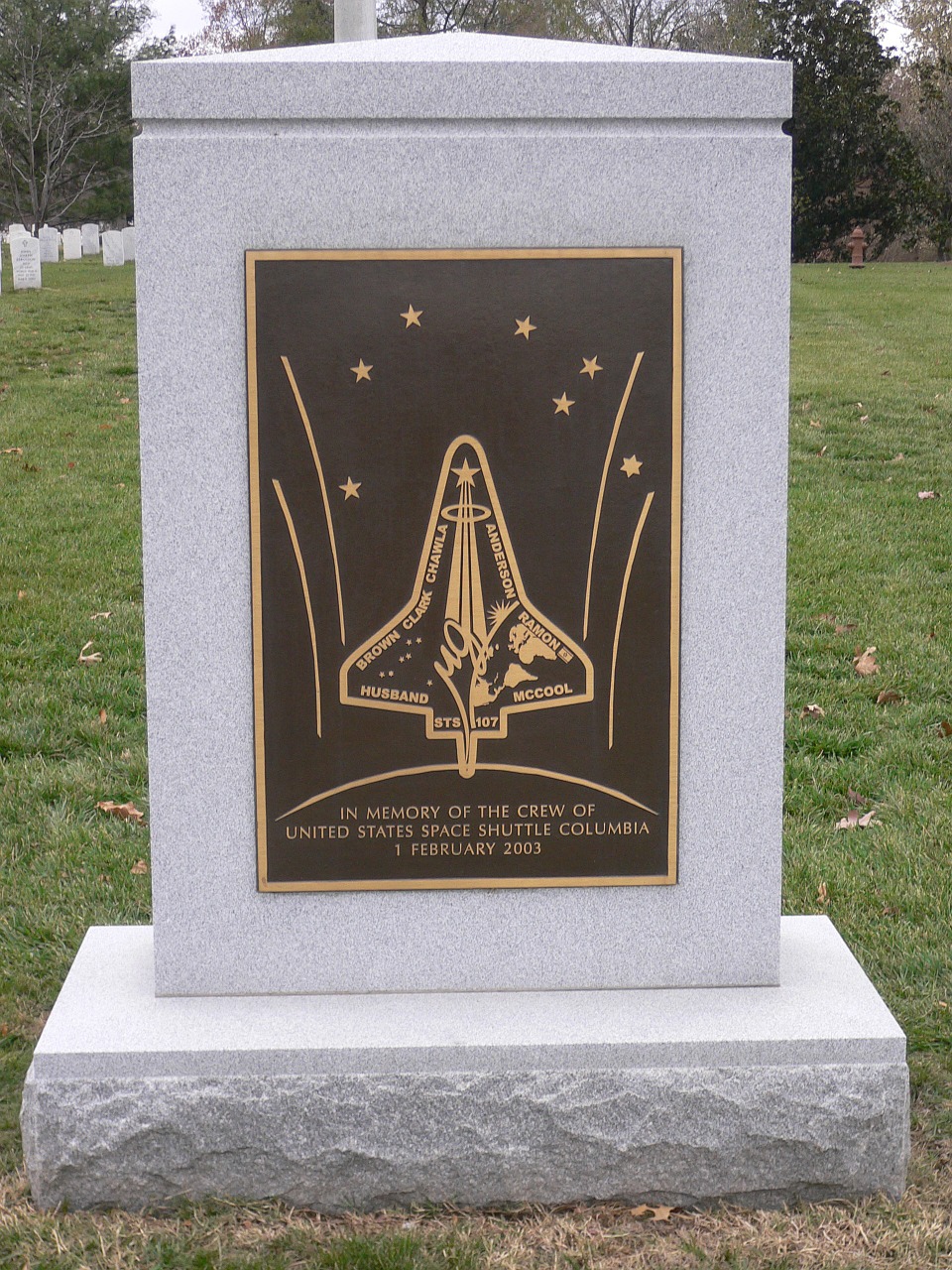 monument space shuttle arlington free photo