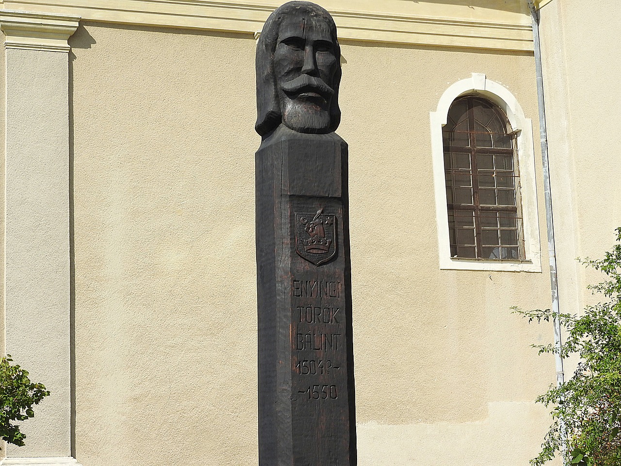 monument wood memorial carving free photo