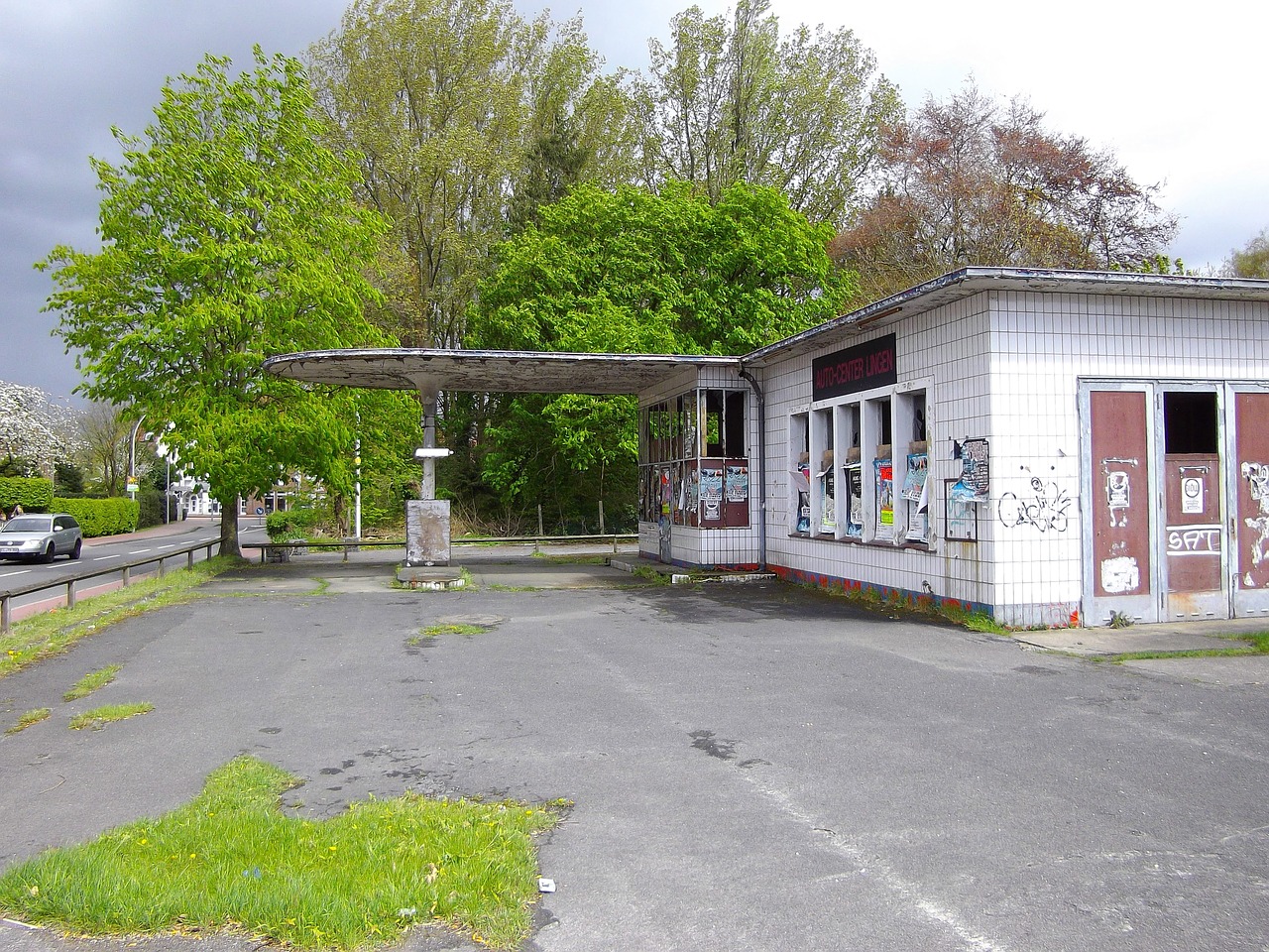 monument gas stations historic preservation free photo