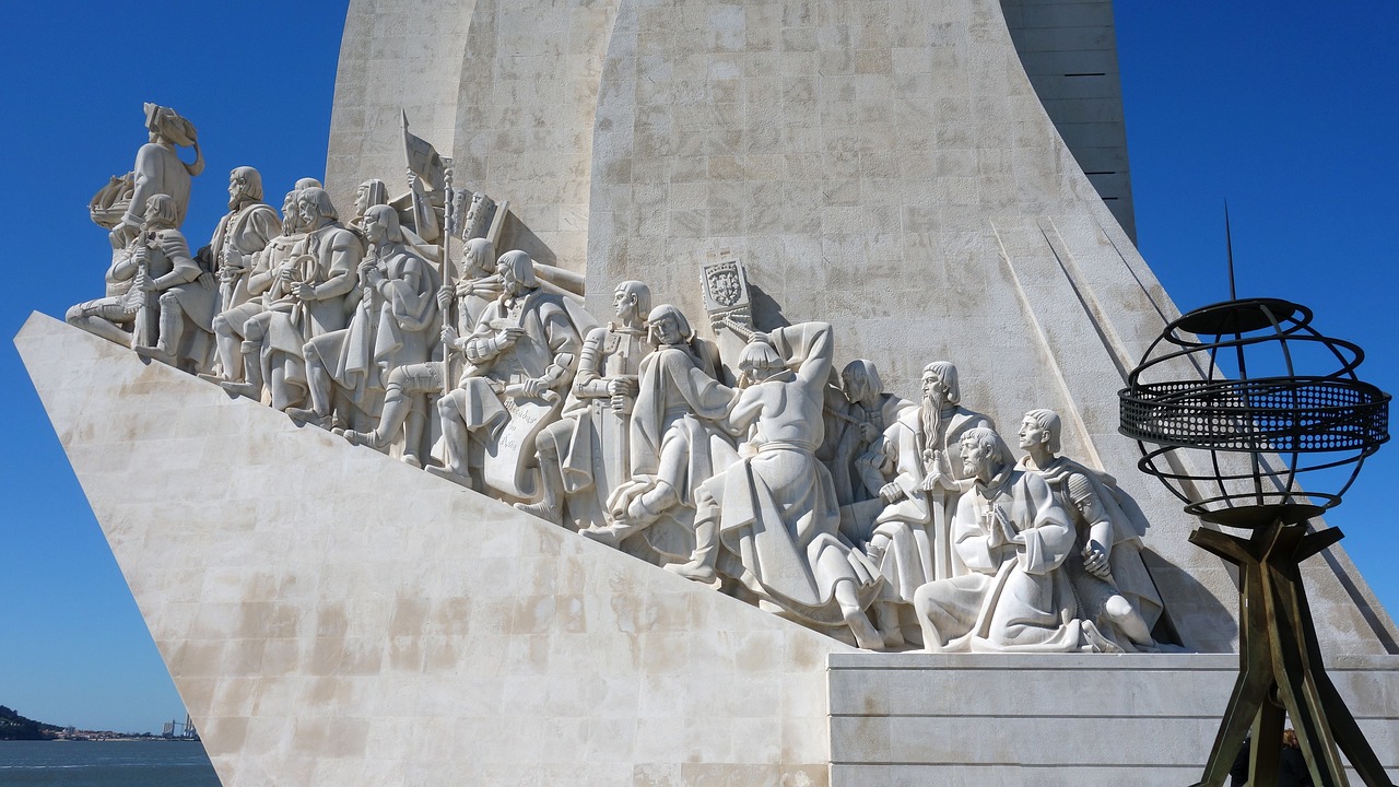 monument of the discoveries sculpture statue free photo