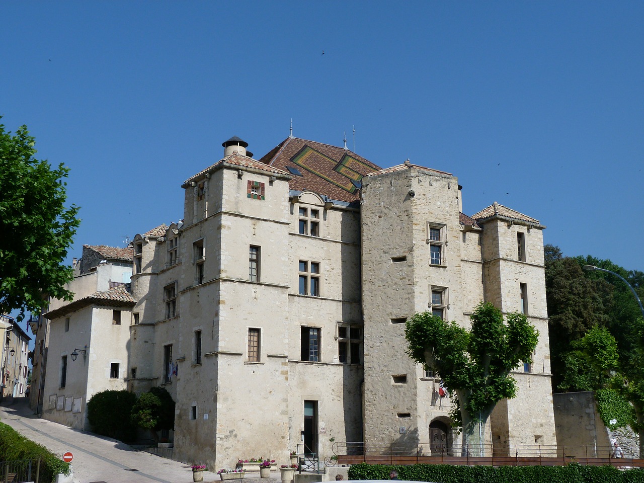 monuments castles chateau arnoux free photo