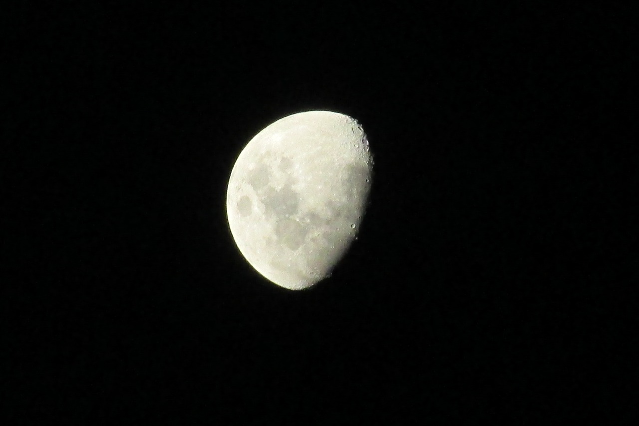 moon night crescent moon free photo