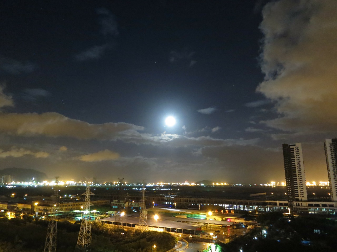 moon cloud the night sky free photo