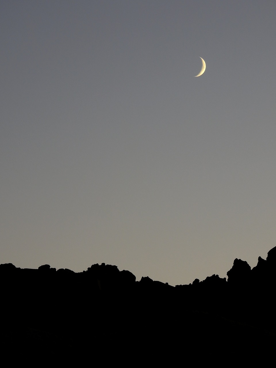 moon silhouette atmosphere free photo