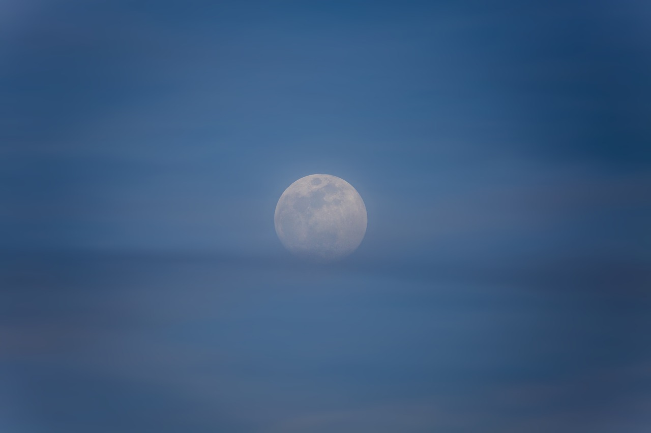 moon moon rise sky free photo