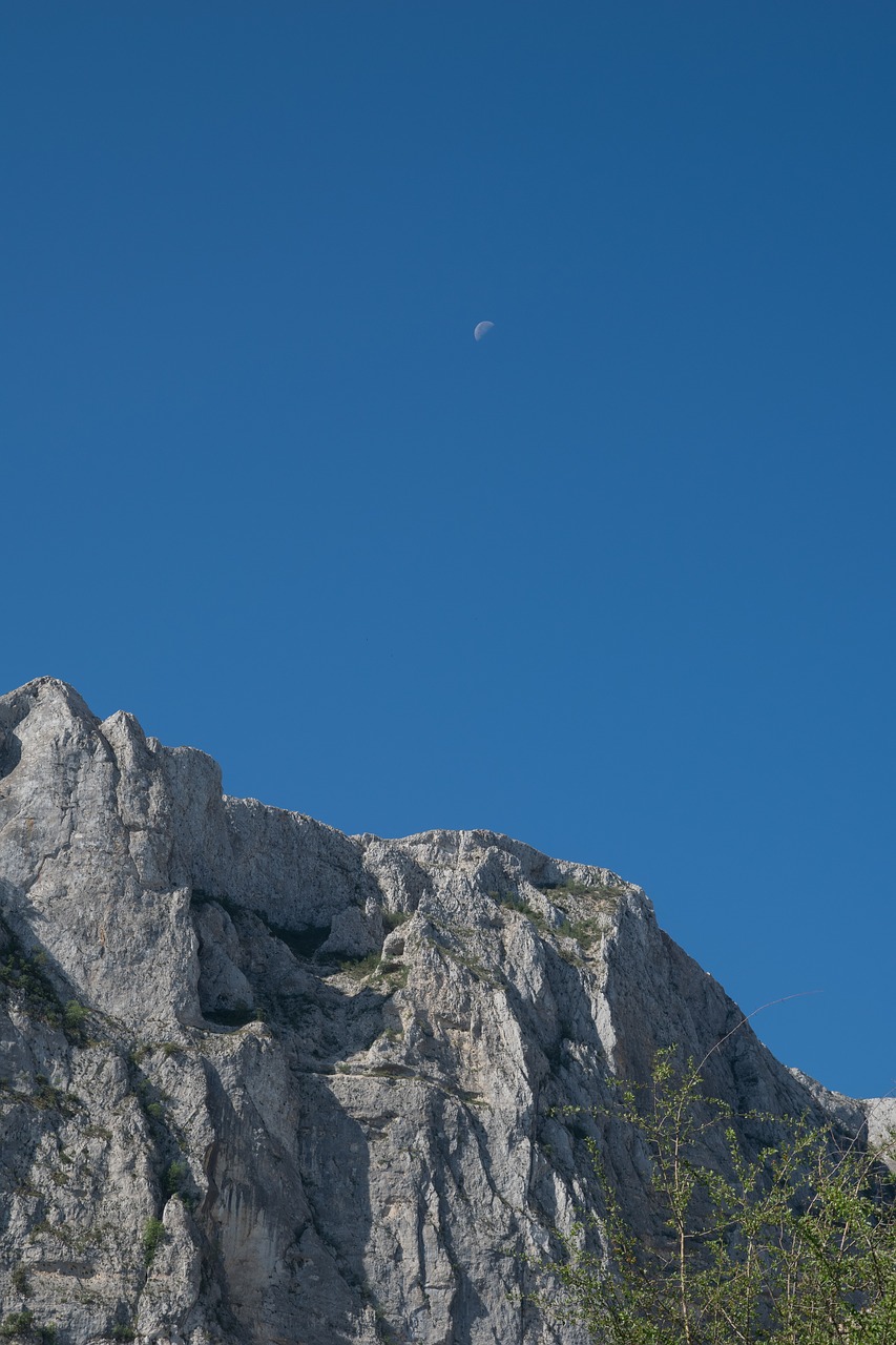 moon aitana mountain free photo