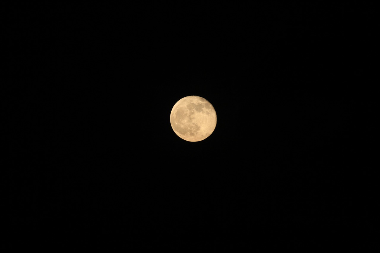 moon the fullness of sky free photo