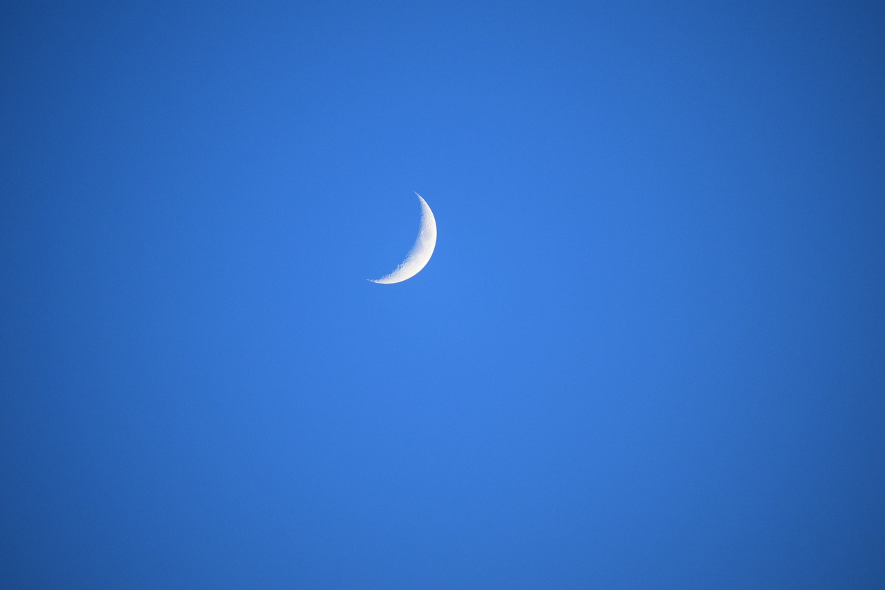 moon  blue  sky free photo