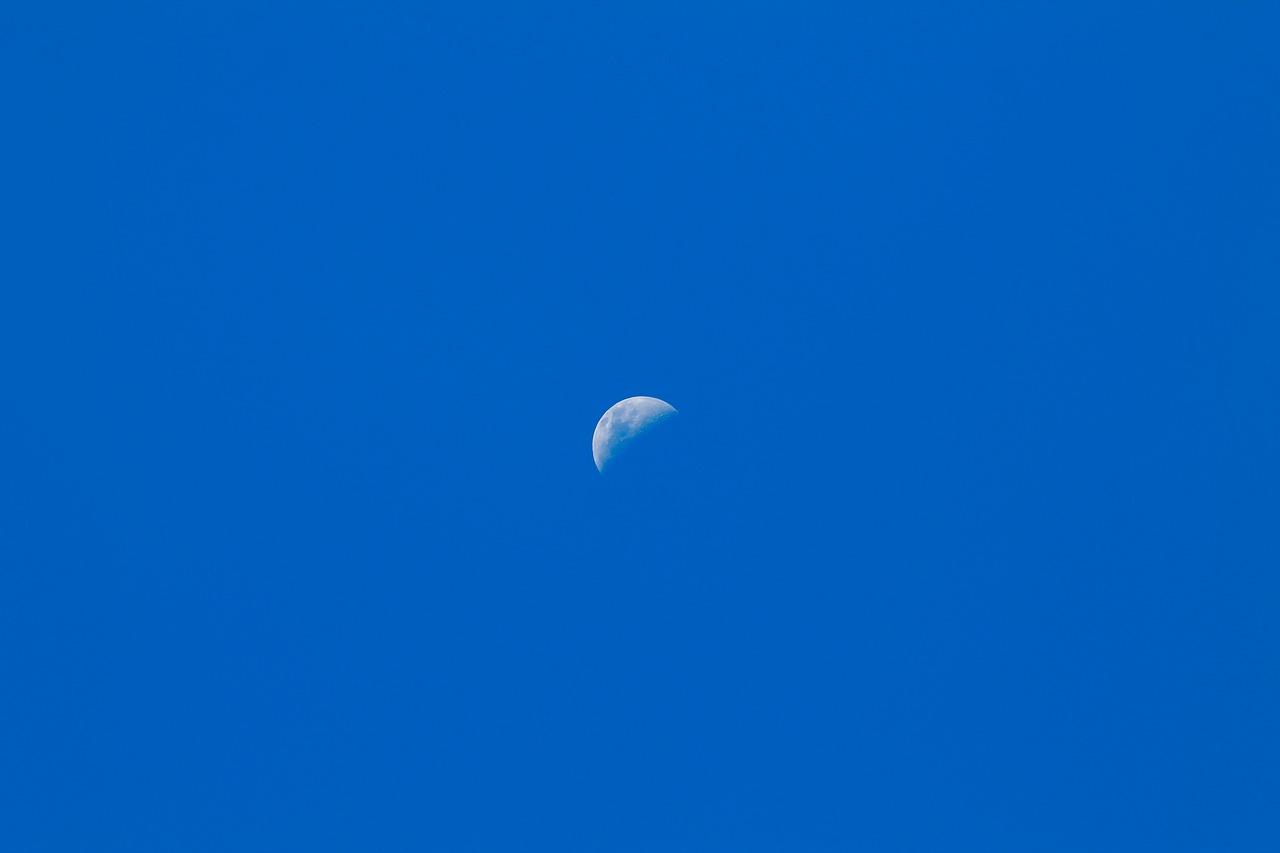 moon blue sky celeste free photo