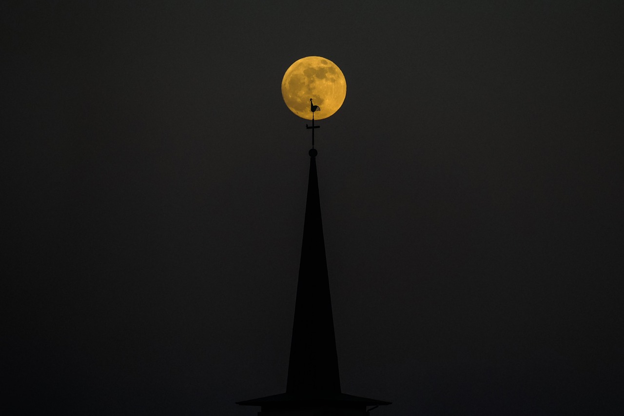 moon  church  night free photo